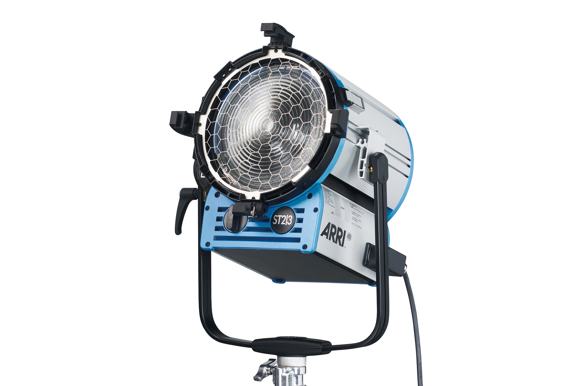ARRI True Blue ST-2 2KW FRESNEL - Location Riot House Studio